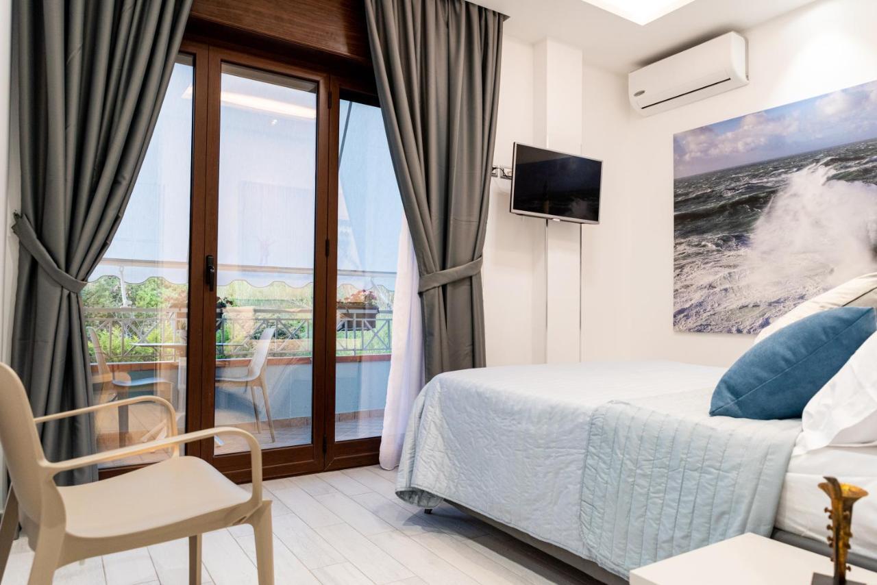 Cilento Suite - Vinarte B&B อากรอโปลี ภายนอก รูปภาพ